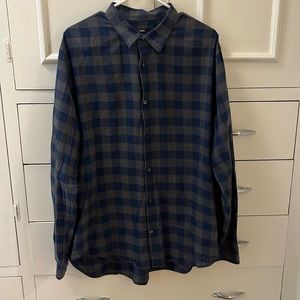 Vince XL checkered long sleeve